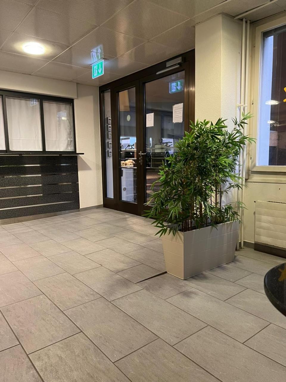 Executive Ac & Free Parking Apartment *